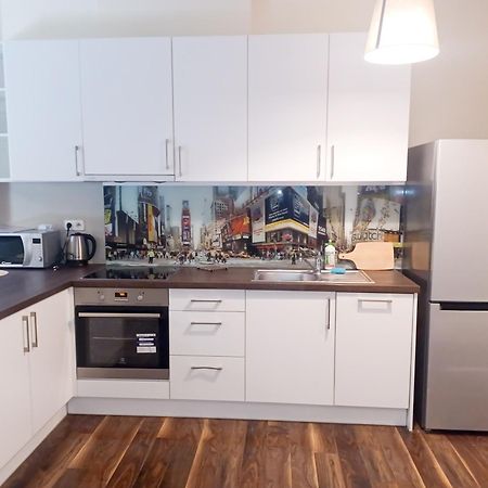 Apartamenty Triton Park Варшава Экстерьер фото