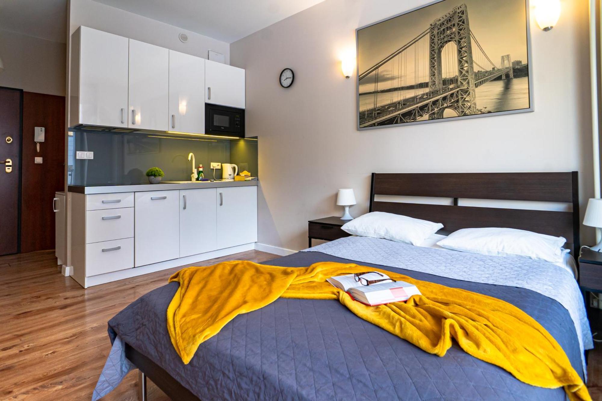 Apartamenty Triton Park Варшава Экстерьер фото