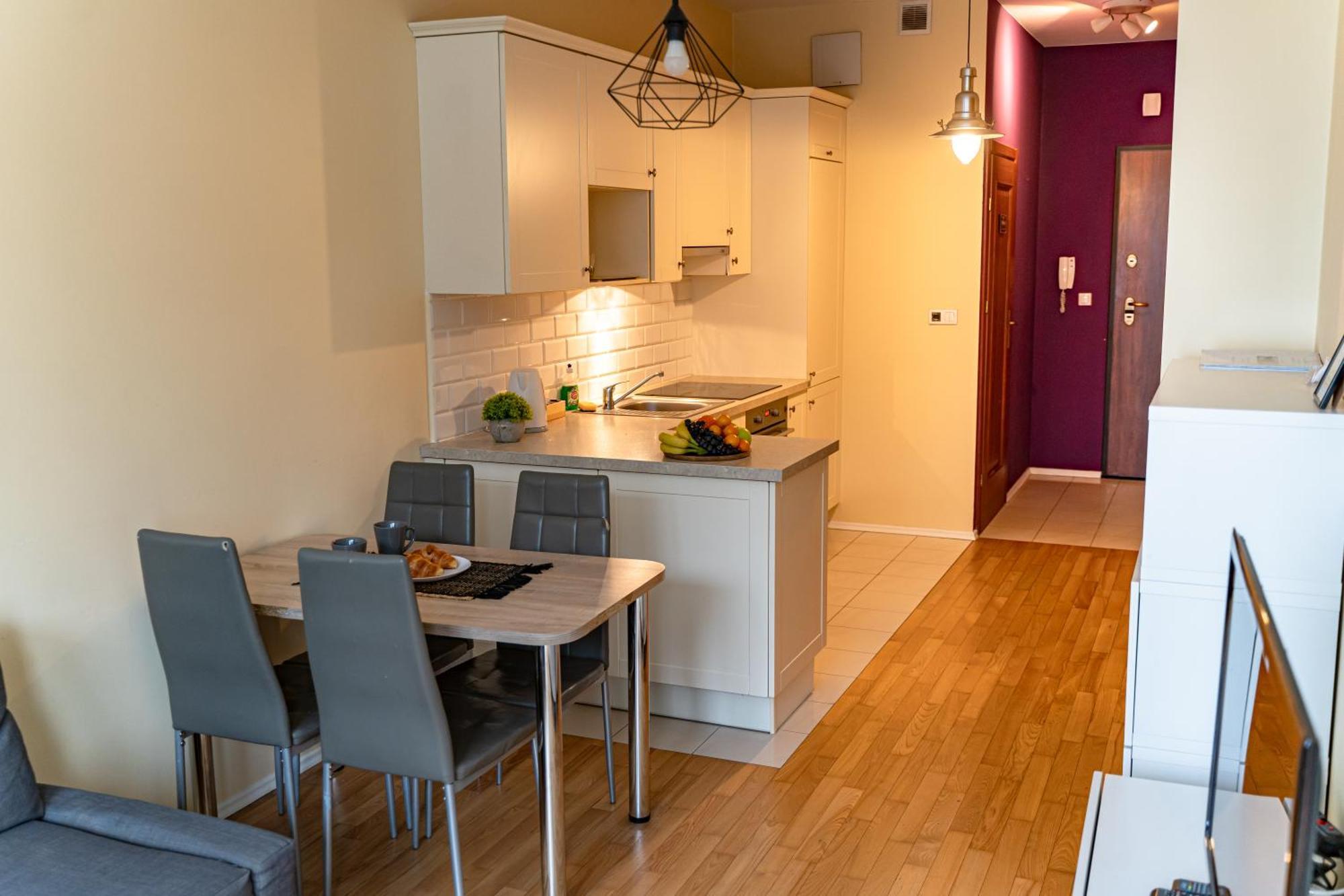 Apartamenty Triton Park Варшава Экстерьер фото