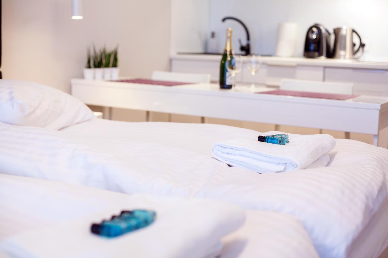 Apartamenty Triton Park Варшава Экстерьер фото