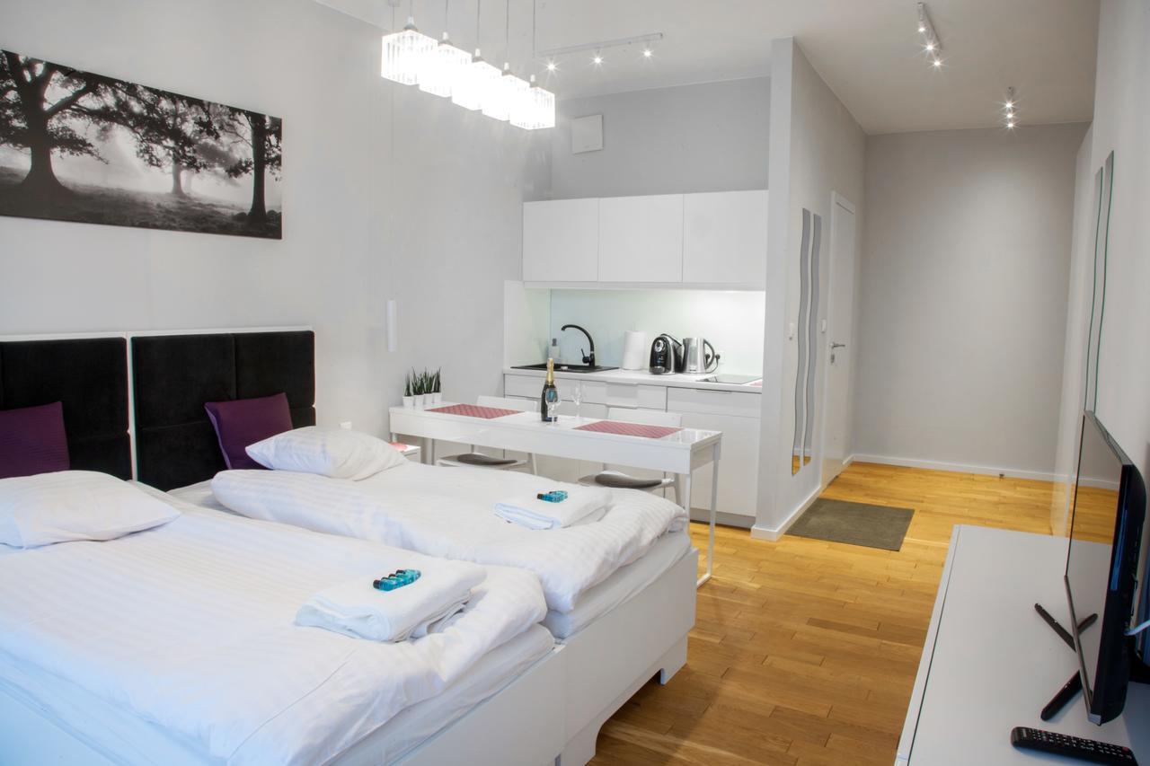Apartamenty Triton Park Варшава Экстерьер фото